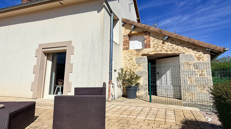 Ma-Cabane - Vente Maison LE MELE-SUR-SARTHE, 120 m²