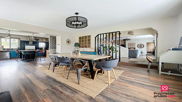 Ma-Cabane - Vente Maison LE MELE SUR SARTHE, 343 m²
