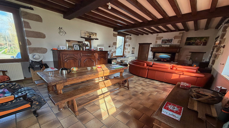 Ma-Cabane - Vente Maison LE MELE-SUR-SARTHE, 128 m²