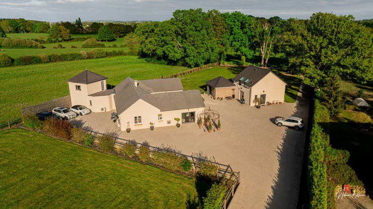 Ma-Cabane - Vente Maison LE MELE-SUR-SARTHE, 314 m²