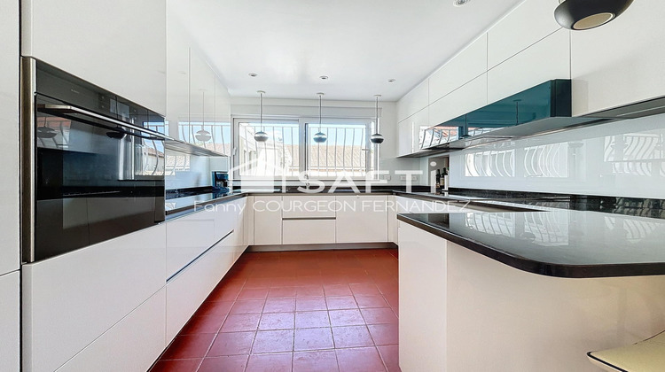 Ma-Cabane - Vente Maison Le Mesnil-Aubry, 187 m²