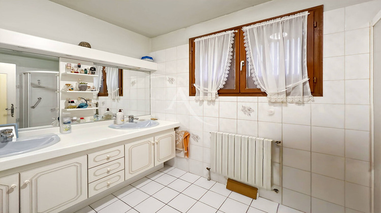 Ma-Cabane - Vente Maison LE MESNIL-ESNARD, 110 m²