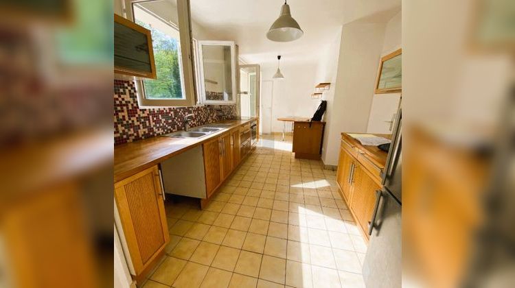 Ma-Cabane - Vente Maison LE MESNIL-LE-ROI, 130 m²