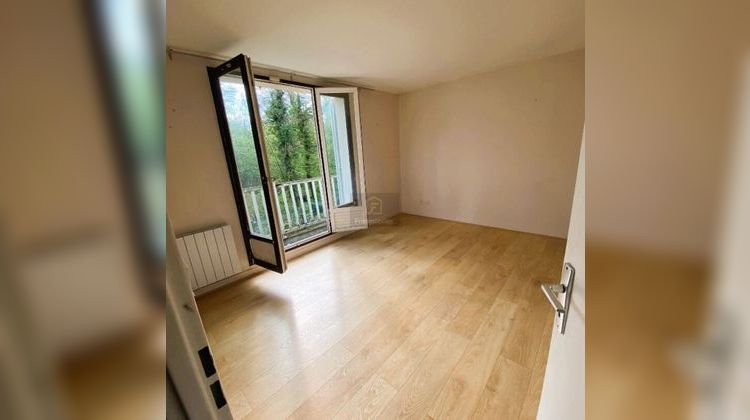 Ma-Cabane - Vente Maison LE MESNIL-LE-ROI, 130 m²