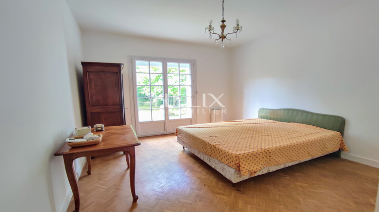 Ma-Cabane - Vente Maison LE MESNIL-LE-ROI, 130 m²