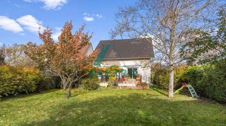 Ma-Cabane - Vente Maison Le Mesnil-le-Roi, 180 m²
