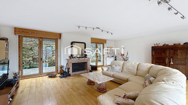 Ma-Cabane - Vente Maison Le Mesnil-le-Roi, 238 m²