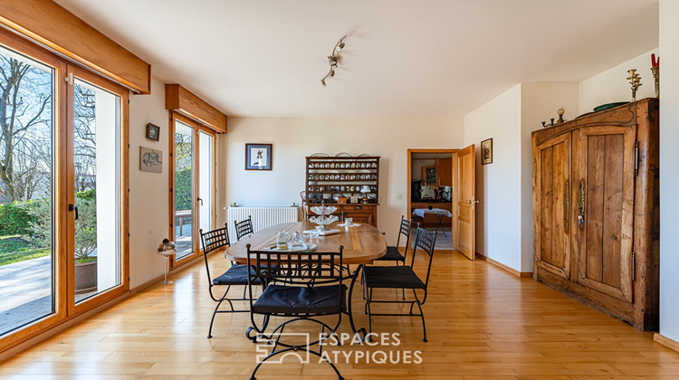 Ma-Cabane - Vente Maison LE MESNIL-LE-ROI, 379 m²