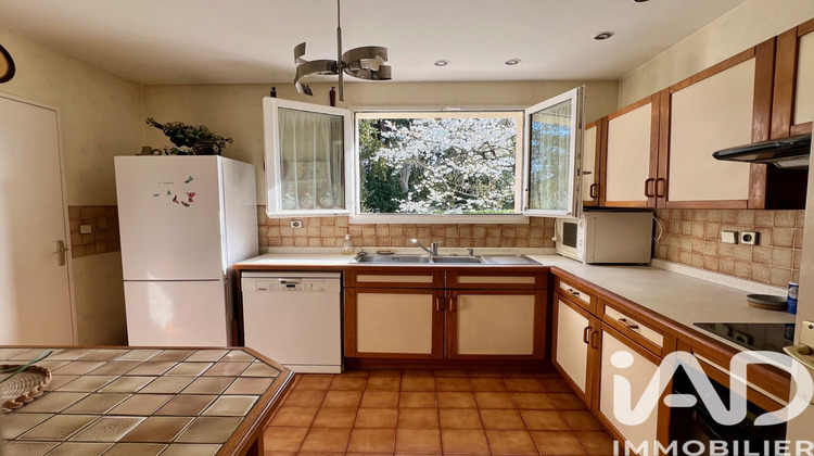 Ma-Cabane - Vente Maison Le Mesnil-le-Roi, 160 m²