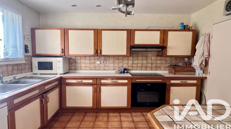 Ma-Cabane - Vente Maison Le Mesnil-le-Roi, 160 m²