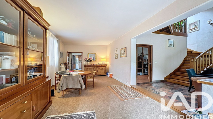 Ma-Cabane - Vente Maison Le Mesnil-le-Roi, 133 m²