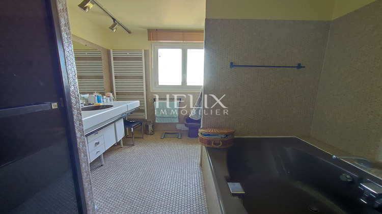 Ma-Cabane - Vente Maison LE MESNIL-LE-ROI, 153 m²