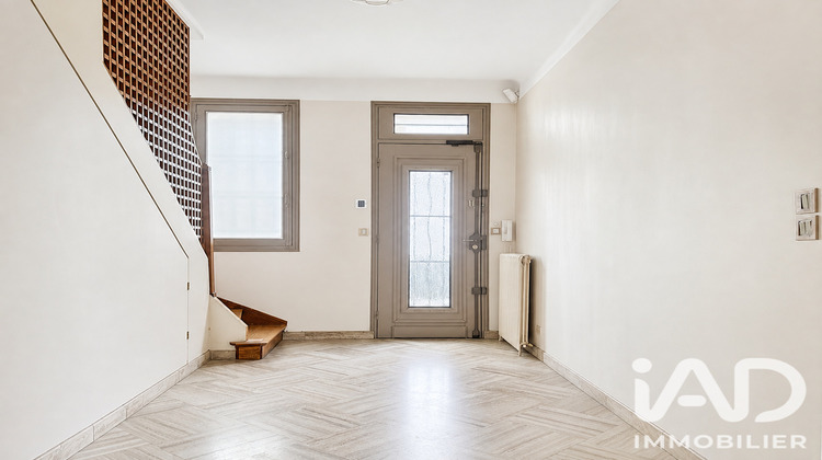 Ma-Cabane - Vente Maison Le Mesnil-le-Roi, 127 m²