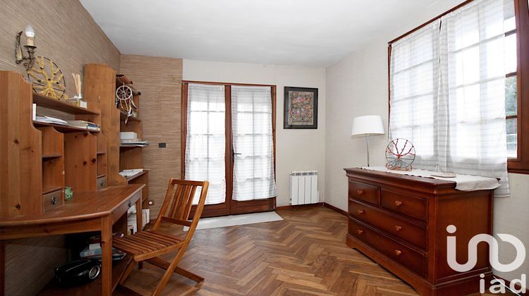 Ma-Cabane - Vente Maison Le Mesnil-Saint-Denis, 150 m²