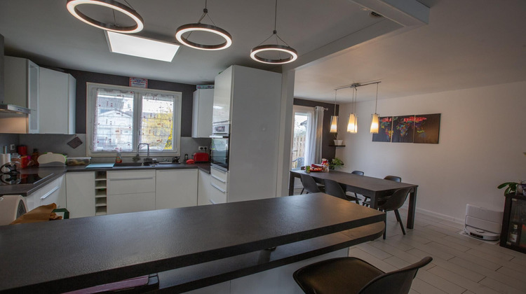 Ma-Cabane - Vente Maison Le Mesnil-Saint-Denis, 140 m²