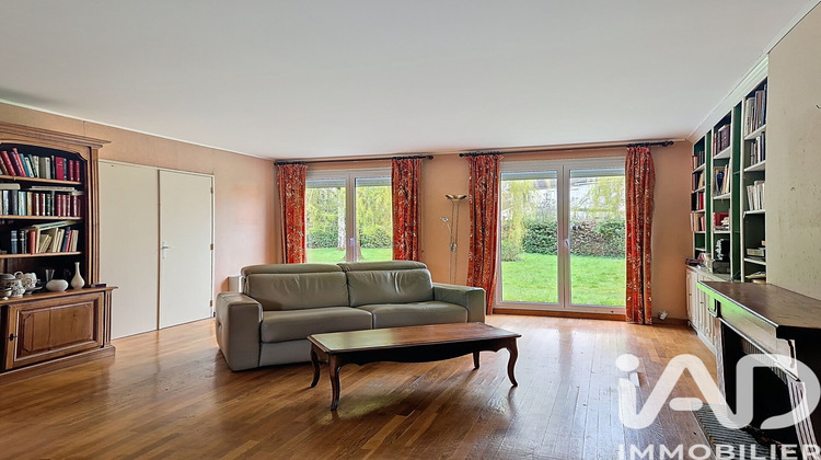 Ma-Cabane - Vente Maison Le Mesnil-Saint-Denis, 140 m²