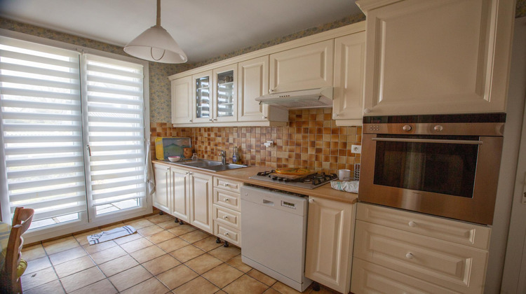 Ma-Cabane - Vente Maison Le Mesnil-Saint-Denis, 140 m²