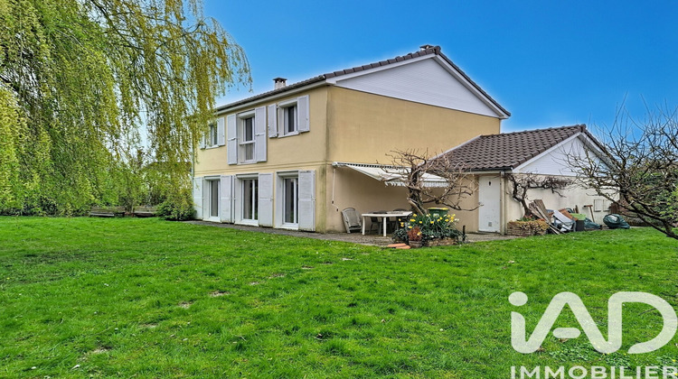 Ma-Cabane - Vente Maison Le Mesnil-Saint-Denis, 140 m²