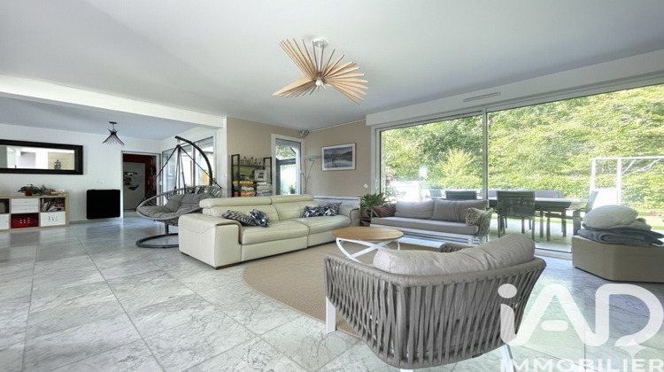 Ma-Cabane - Vente Maison Le Mesnil-Saint-Denis, 190 m²