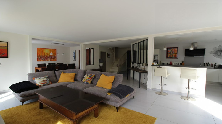 Ma-Cabane - Vente Maison Le Mesnil-Saint-Denis, 154 m²