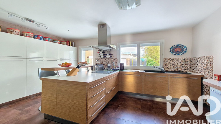 Ma-Cabane - Vente Maison Le Mesnil-Saint-Denis, 120 m²