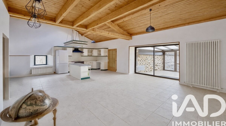 Ma-Cabane - Vente Maison Le Monastier-sur-Gazeille, 195 m²