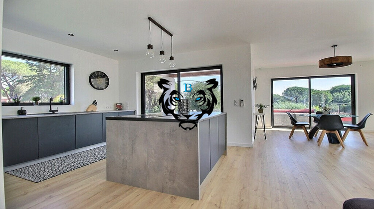 Ma-Cabane - Vente Maison LE MUY, 122 m²