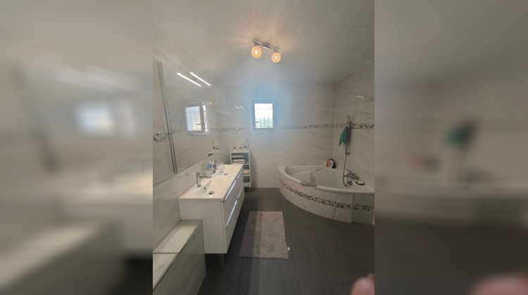 Ma-Cabane - Vente Maison LE PEAGE DE ROUSSILLON, 180 m²