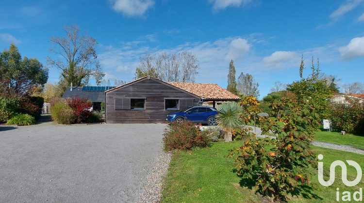 Ma-Cabane - Vente Maison Le Perrier, 210 m²