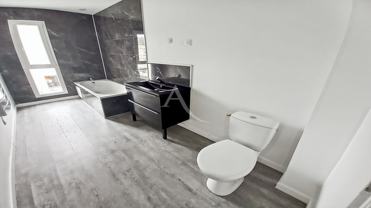 Ma-Cabane - Vente Maison LE PETIT-QUEVILLY, 92 m²