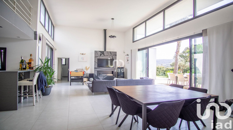 Ma-Cabane - Vente Maison Le Plan-de-la-Tour, 213 m²