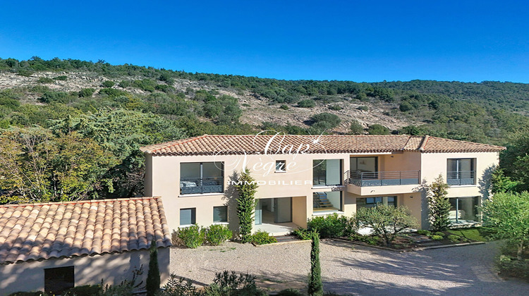 Ma-Cabane - Vente Maison LE PLAN-DE-LA-TOUR, 243 m²