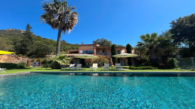 Ma-Cabane - Vente Maison LE PLAN-DE-LA-TOUR, 163 m²