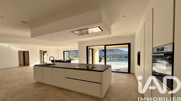 Ma-Cabane - Vente Maison Le Plan-de-la-Tour, 250 m²