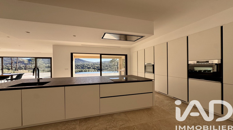 Ma-Cabane - Vente Maison Le Plan-de-la-Tour, 250 m²