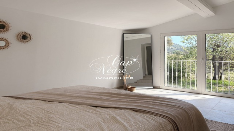Ma-Cabane - Vente Maison LE PLAN-DE-LA-TOUR, 196 m²