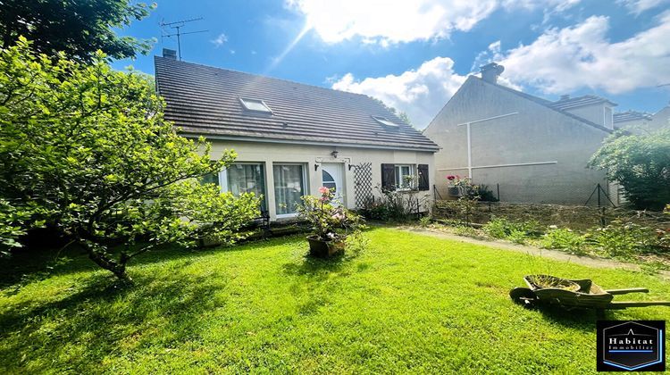 Ma-Cabane - Vente Maison LE PLESSIS-BELLEVILLE, 105 m²