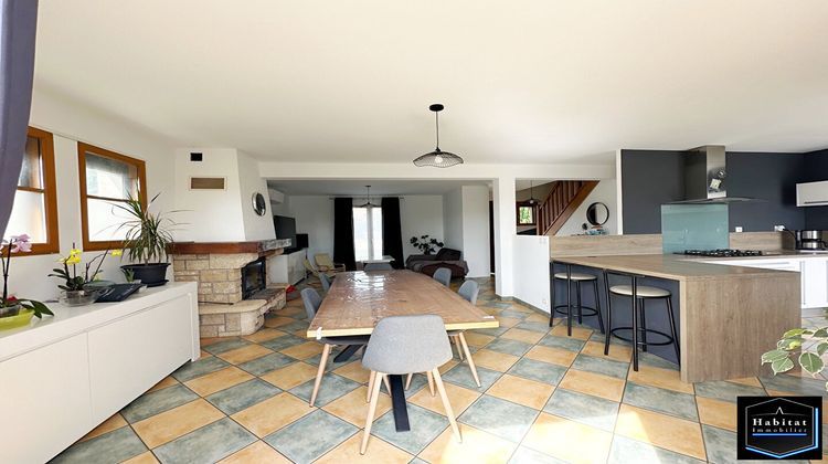 Ma-Cabane - Vente Maison LE PLESSIS-BELLEVILLE, 145 m²