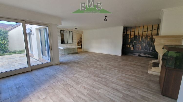 Ma-Cabane - Vente Maison LE PLESSIS-BOUCHARD, 256 m²