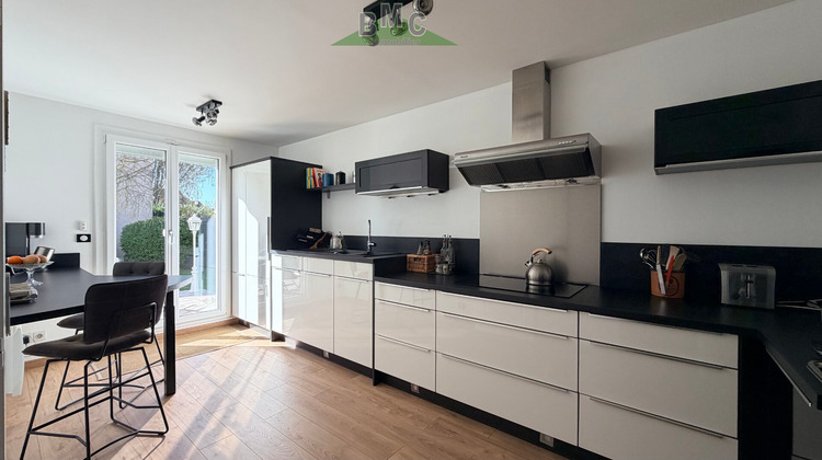 Ma-Cabane - Vente Maison LE PLESSIS-BOUCHARD, 175 m²