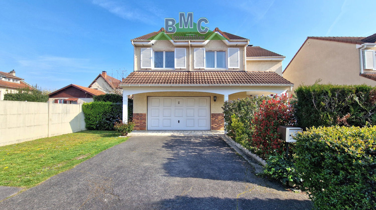 Ma-Cabane - Vente Maison LE PLESSIS-BOUCHARD, 199 m²