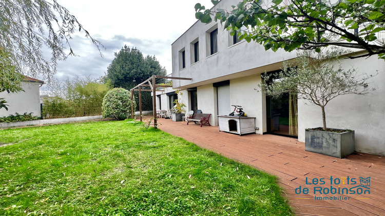 Ma-Cabane - Vente Maison Le Plessis-Robinson, 223 m²