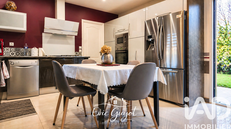 Ma-Cabane - Vente Maison Le Plessis-Trévise, 240 m²