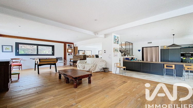 Ma-Cabane - Vente Maison Le Poët-Laval, 208 m²