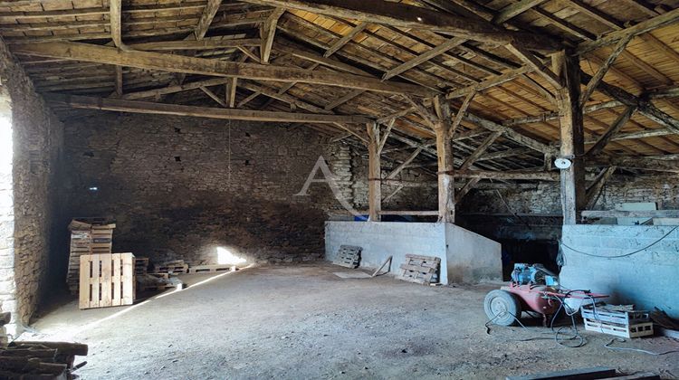 Ma-Cabane - Vente Maison LE POIRE-SUR-VIE, 295 m²