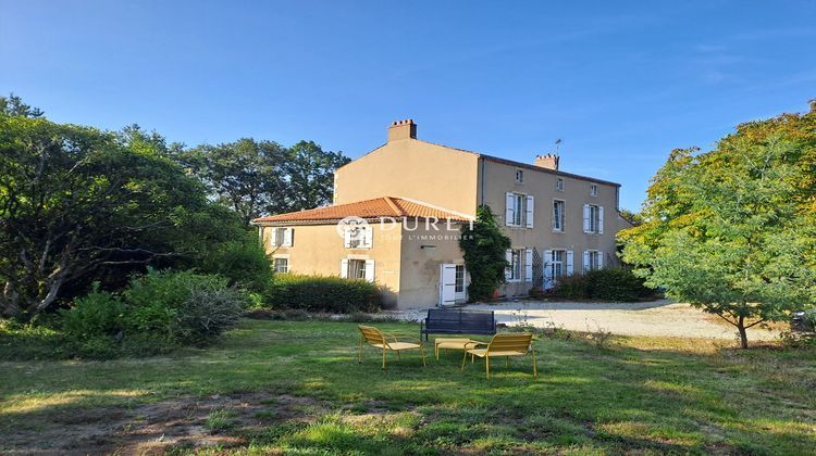 Ma-Cabane - Vente Maison Le Poiré-sur-Vie, 250 m²