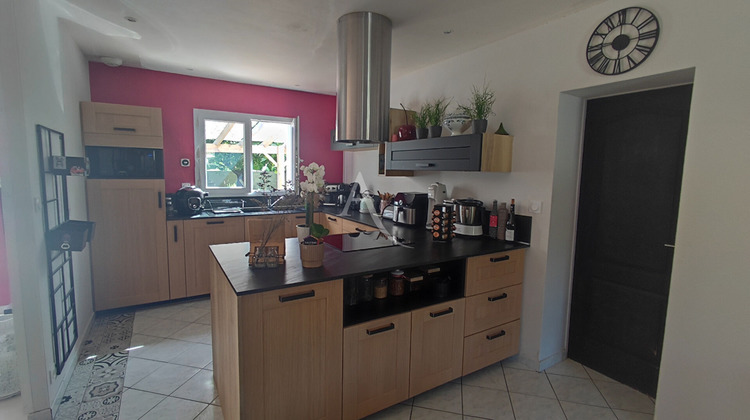 Ma-Cabane - Vente Maison LE POIRE-SUR-VIE, 98 m²