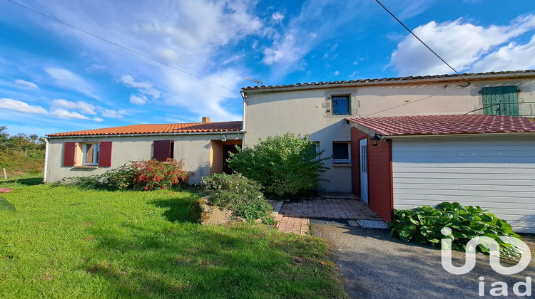 Ma-Cabane - Vente Maison Le Poiré-sur-Vie, 250 m²