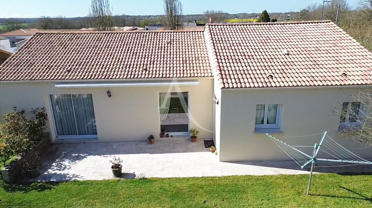 Ma-Cabane - Vente Maison LE POIRE-SUR-VIE, 129 m²
