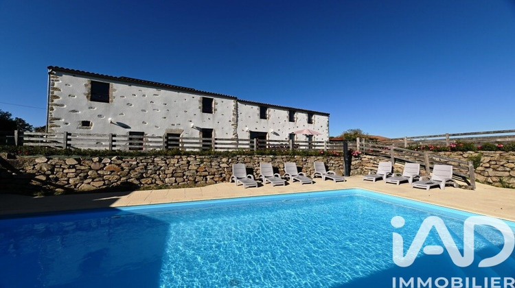 Ma-Cabane - Vente Maison Le Poiré-sur-Vie, 251 m²